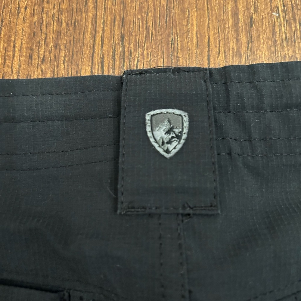 Women’s Kuhl Black Hiking Shorts adjustable length size 16 - Picture 5 of 8